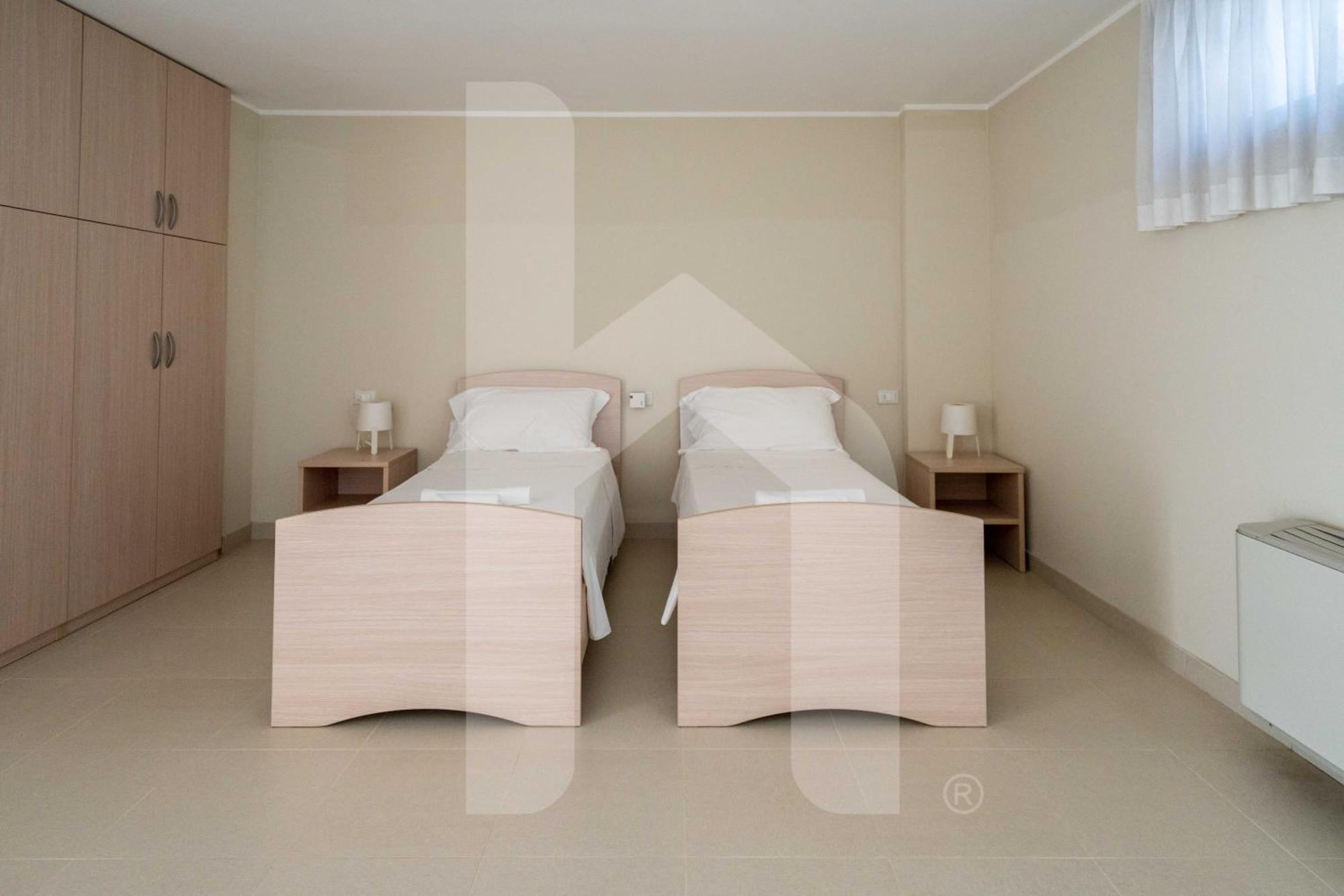 Homiday - Cerrano Park Resort Pineto Bagian luar foto